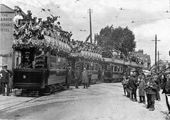 Entente-on-the-Silverhill-tram.1906